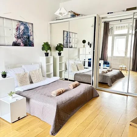 Апартаменты Panorama Balcony Danube River Great Market Hall Будапешт